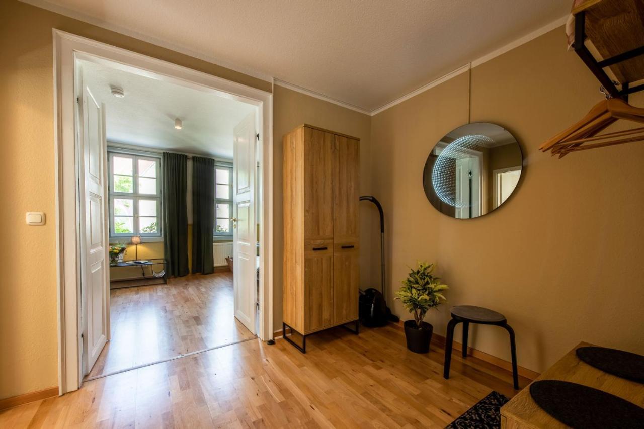 Ferienwohnung Am Dom Наумбург Экстерьер фото